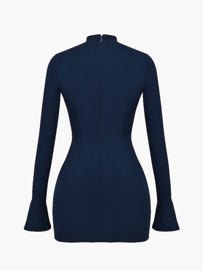 Robe Adora mini – Élégance et féminité assurées