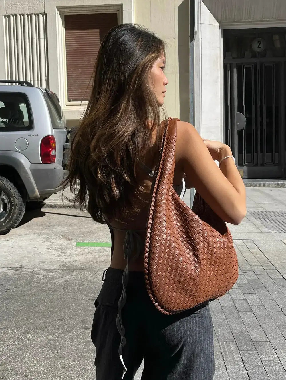 Sac à main élégant en cuir vegan – Style intemporel et détails tressés