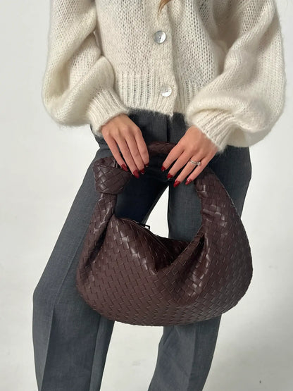 Sac bandoulière tressé – Élégance et intemporalité