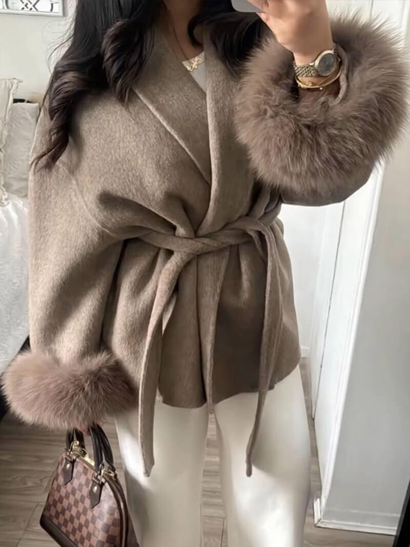 Manteau Grace en fausse fourrure – Élégance et chaleur en toute saison