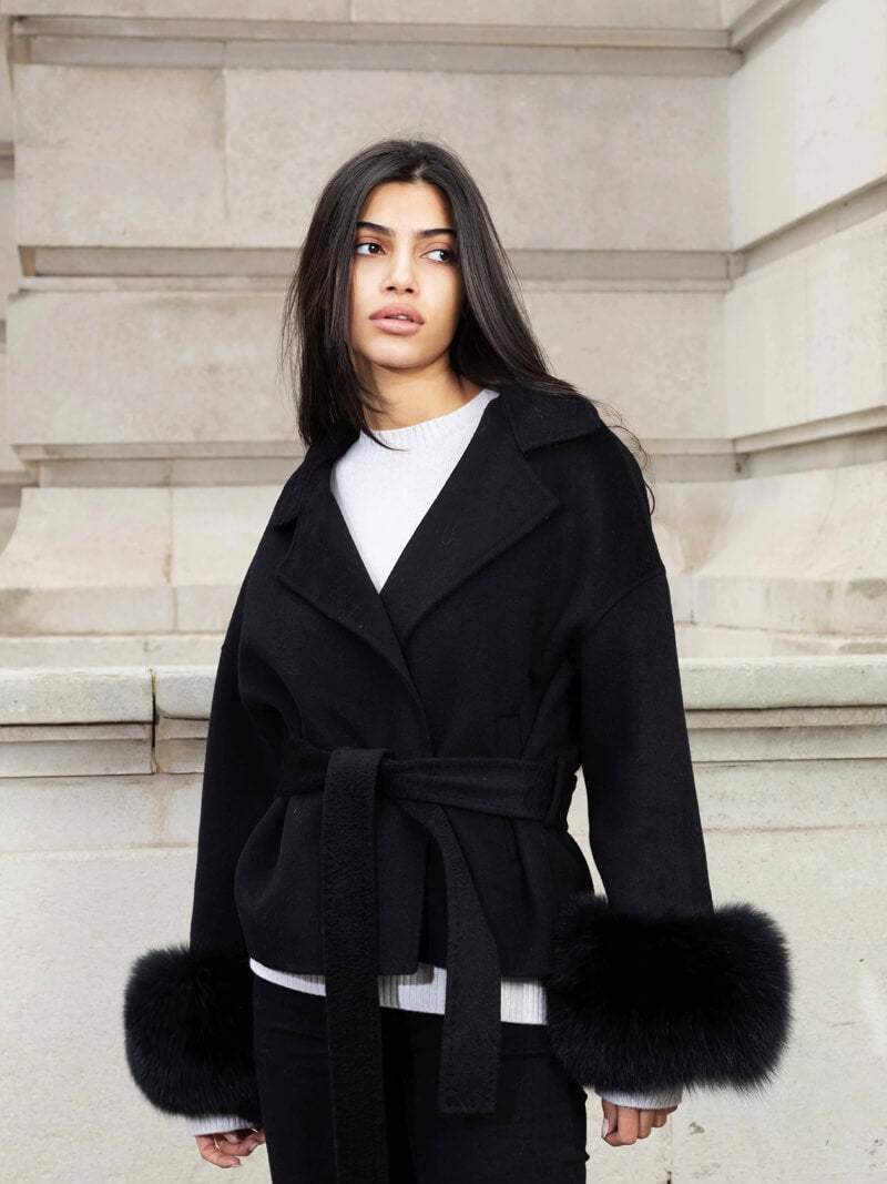Manteau Grace en fausse fourrure – Élégance et chaleur en toute saison