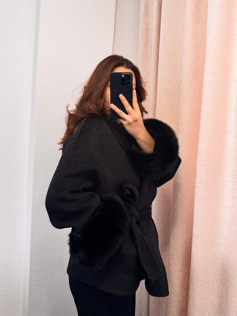 Manteau Grace en fausse fourrure – Élégance et chaleur en toute saison