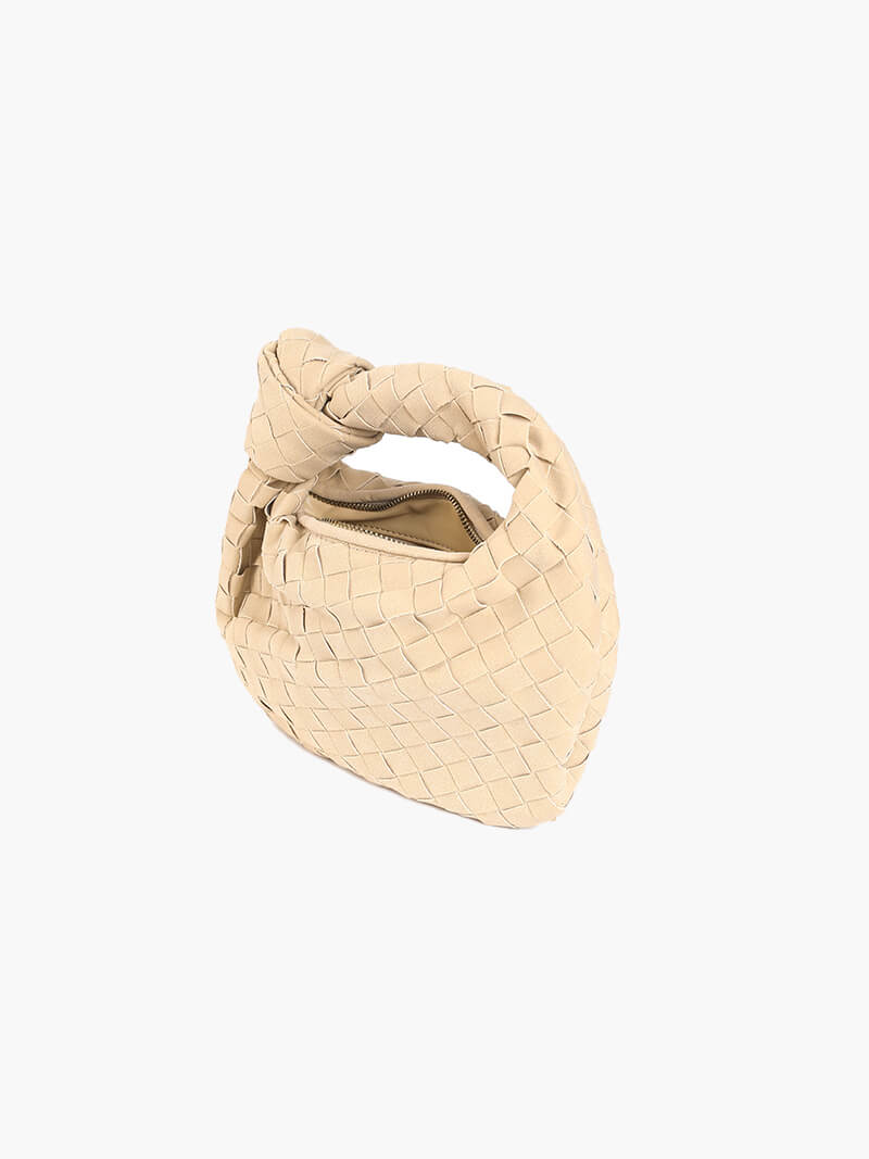 Mini sac en daim tressé – Élégance et raffinement au quotidien