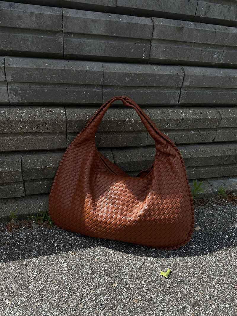 Sac à main élégant en cuir vegan – Style intemporel et détails tressés